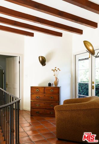 3810 Dixie Canyon Avenue, Los Angeles, CA 91423