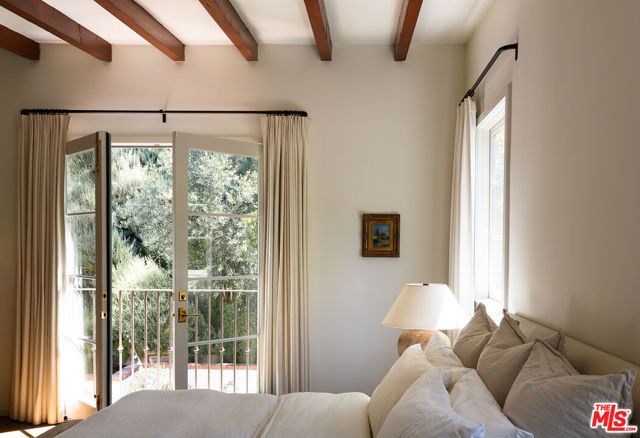3810 Dixie Canyon Avenue, Los Angeles, CA 91423