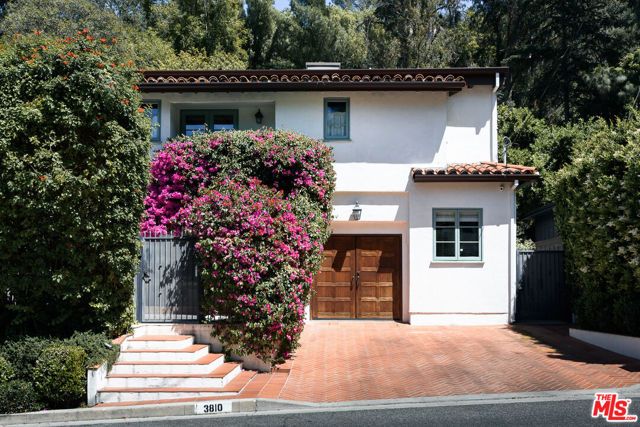 3810 Dixie Canyon Avenue, Los Angeles, CA 91423