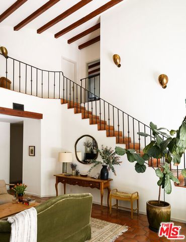 3810 Dixie Canyon Avenue, Los Angeles, CA 91423