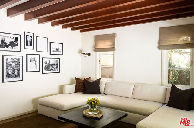 3810 Dixie Canyon Avenue, Los Angeles, CA 91423