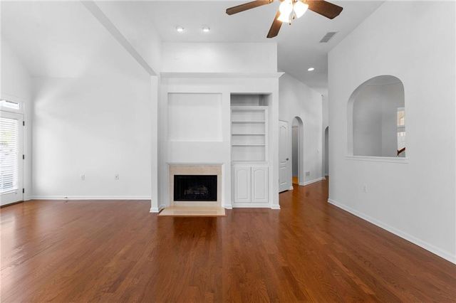 431 Brookes Walk, Woodstock, GA 30188