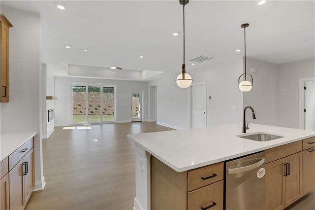 122 Willowfern Lane, Marietta, GA 30066