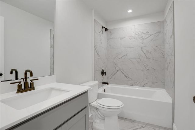 122 Willowfern Lane, Marietta, GA 30066