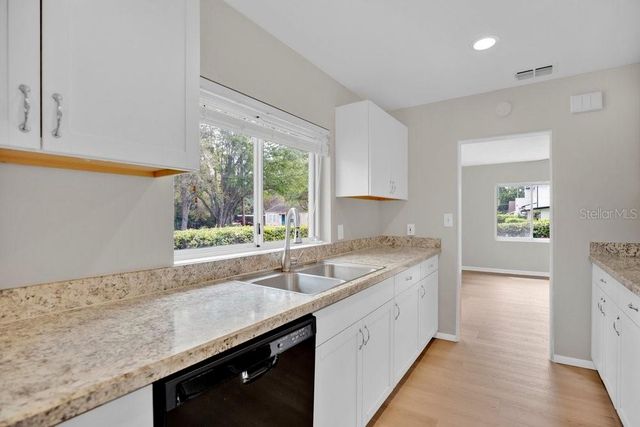 15 E SPRUCE STREET, Orlando, FL 32804