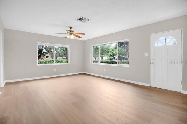 15 E SPRUCE STREET, Orlando, FL 32804