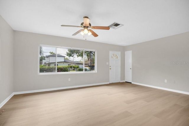 15 E SPRUCE STREET, Orlando, FL 32804