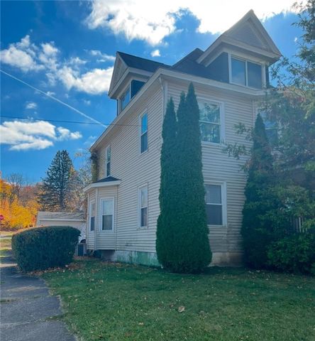 620 Allen St, New Castle, PA 16101