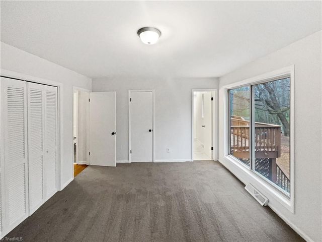 150 Roswell Drive, Kernersville, NC 27284