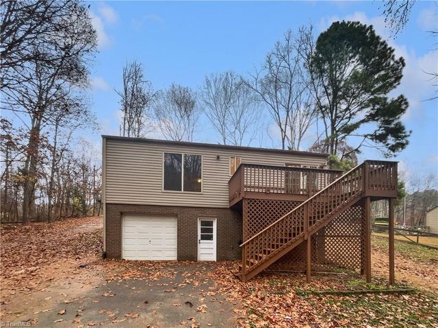 150 Roswell Drive, Kernersville, NC 27284