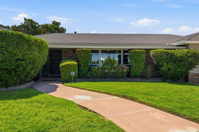 7148 E Waterloo Rd, Stockton, CA 95215