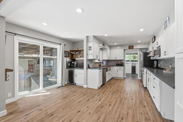 7148 E Waterloo Rd, Stockton, CA 95215