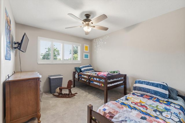 7148 E Waterloo Rd, Stockton, CA 95215
