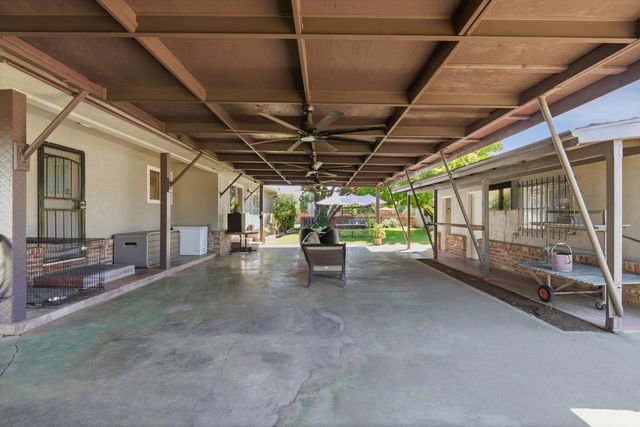 7148 E Waterloo Rd, Stockton, CA 95215