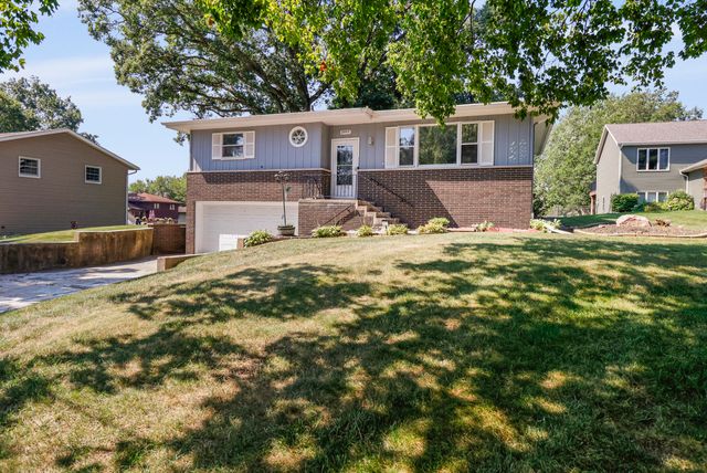 3003 Sunrise Drive, Crown Point, IN 46307