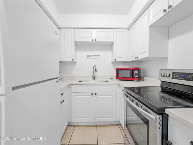 89 NW Irwin Avenue 7, Melbourne, FL 32904