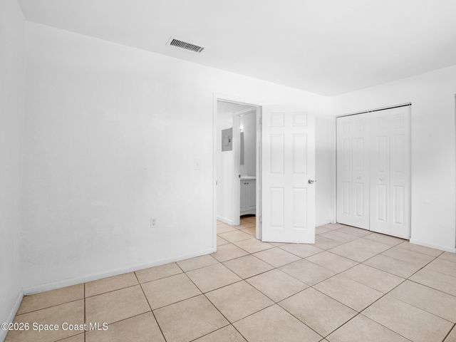 89 NW Irwin Avenue 7, Melbourne, FL 32904