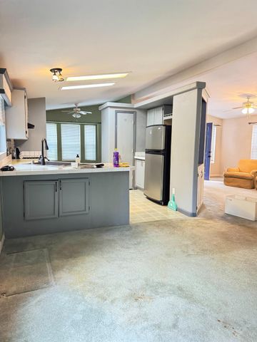 593 W Dundee, Applegate, CA 95703