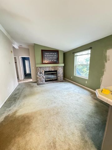 593 W Dundee, Applegate, CA 95703