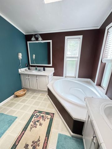 593 W Dundee, Applegate, CA 95703