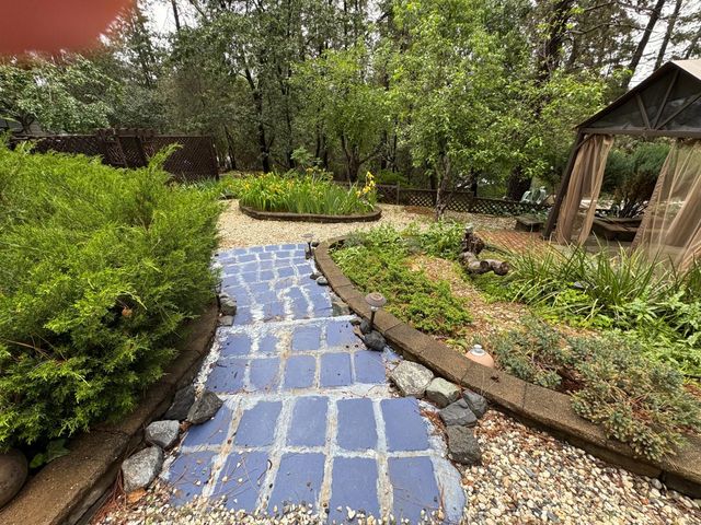 593 W Dundee, Applegate, CA 95703