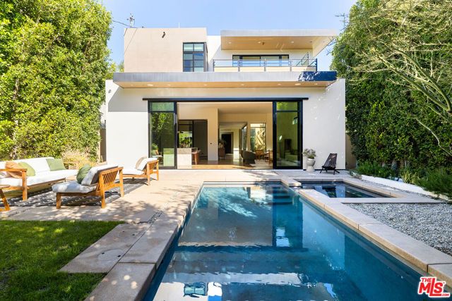 8732 Rangely Avenue, West Hollywood, CA 90048
