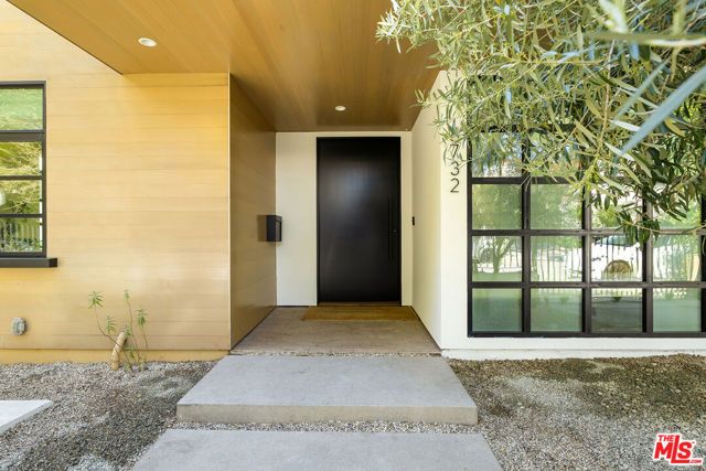 8732 Rangely Avenue, West Hollywood, CA 90048