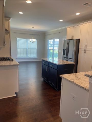 90 Telford Street, Savannah, GA 31407