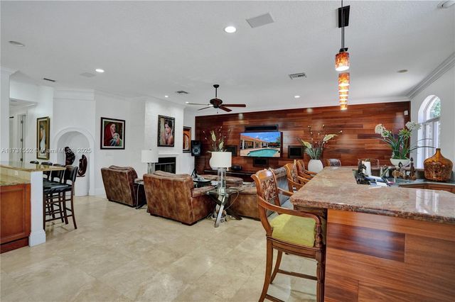 15210 SW 74th Ct, Palmetto Bay, FL 33157