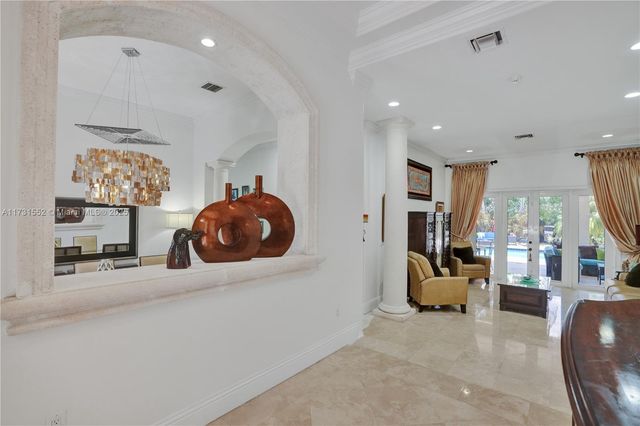 15210 SW 74th Ct, Palmetto Bay, FL 33157