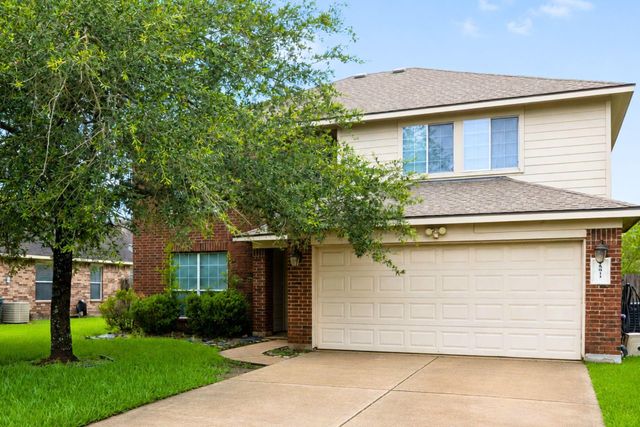 5811 Village Grove Drive, Pearland, TX 77581