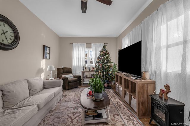 39 Appel Drive E, Shirley, NY 11967