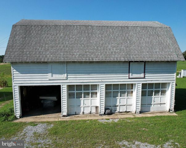 1466 E SHERMAN AVE, Vineland, NJ 08361