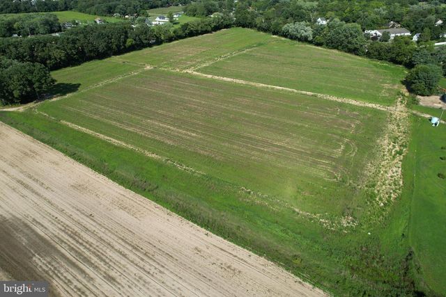 1466 E SHERMAN AVE, Vineland, NJ 08361