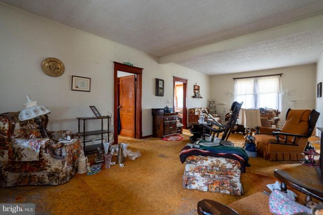 1466 E SHERMAN AVE, Vineland, NJ 08361