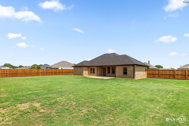 1422 DANBERRY STREET, Burkburnett, TX 76354