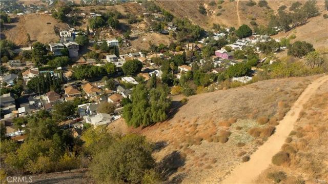 2927 North Thomas, Los Angeles, CA 90031