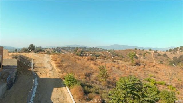 2927 North Thomas, Los Angeles, CA 90031