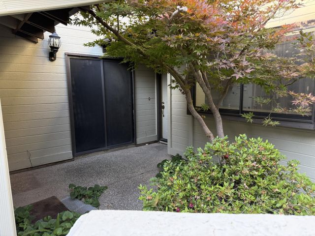 4883 El Cid, Rocklin, CA 95677