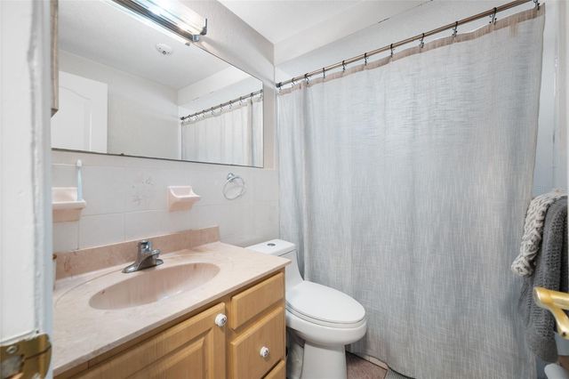 5130 VICTORIA LANE, Holiday, FL 34690