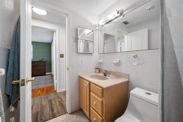 5130 VICTORIA LANE, Holiday, FL 34690