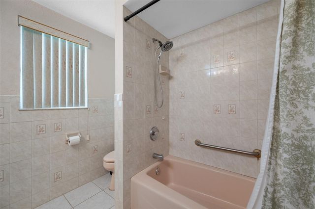 5130 VICTORIA LANE, Holiday, FL 34690