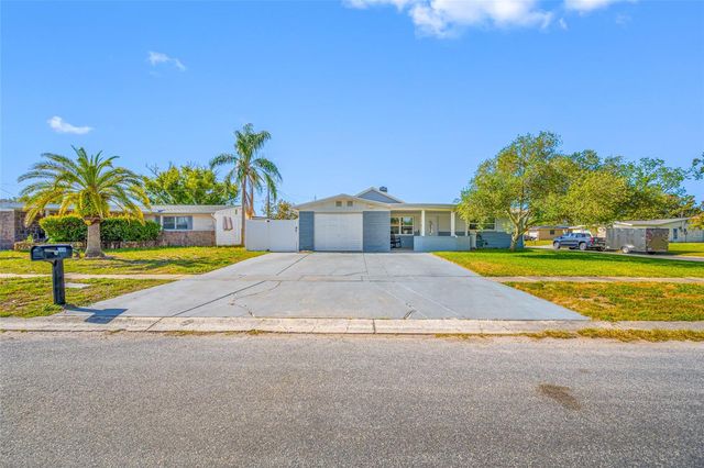 5130 VICTORIA LANE, Holiday, FL 34690