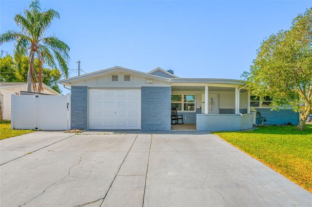 5130 VICTORIA LANE, Holiday, FL 34690