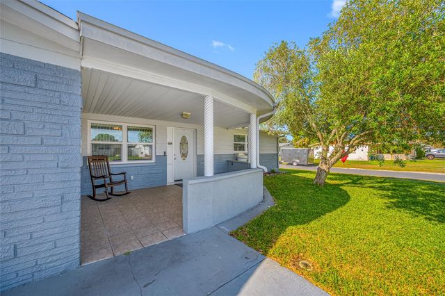 5130 VICTORIA LANE, Holiday, FL 34690