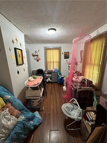 1504 Gholson Avenue, Winston-salem, NC 27107