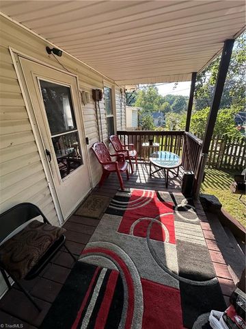 1504 Gholson Avenue, Winston-salem, NC 27107