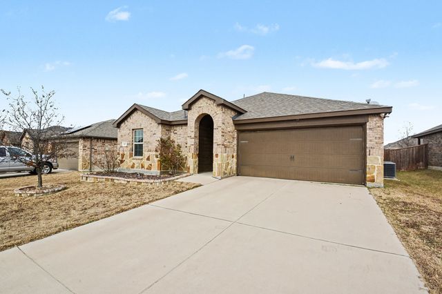 717 English Drive, Aubrey, TX 76227
