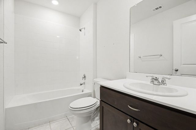 717 English Drive, Aubrey, TX 76227