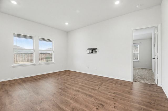 717 English Drive, Aubrey, TX 76227